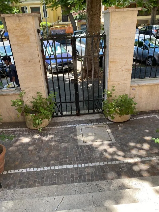 Edo Apartament Lido di Ostia